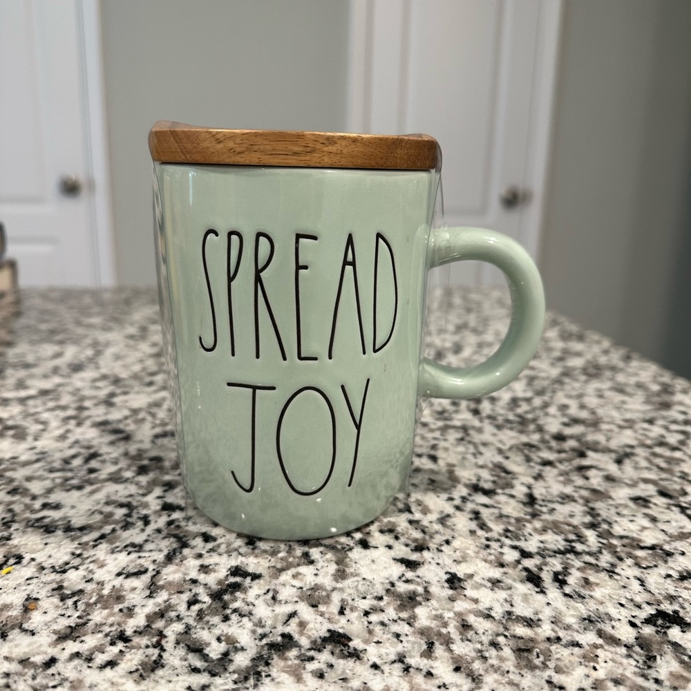 Rae Dunn Mint Mug with Wooden Lid